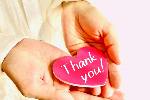 退職祝いで女性に贈る特別なプレゼントと選び方のポイント